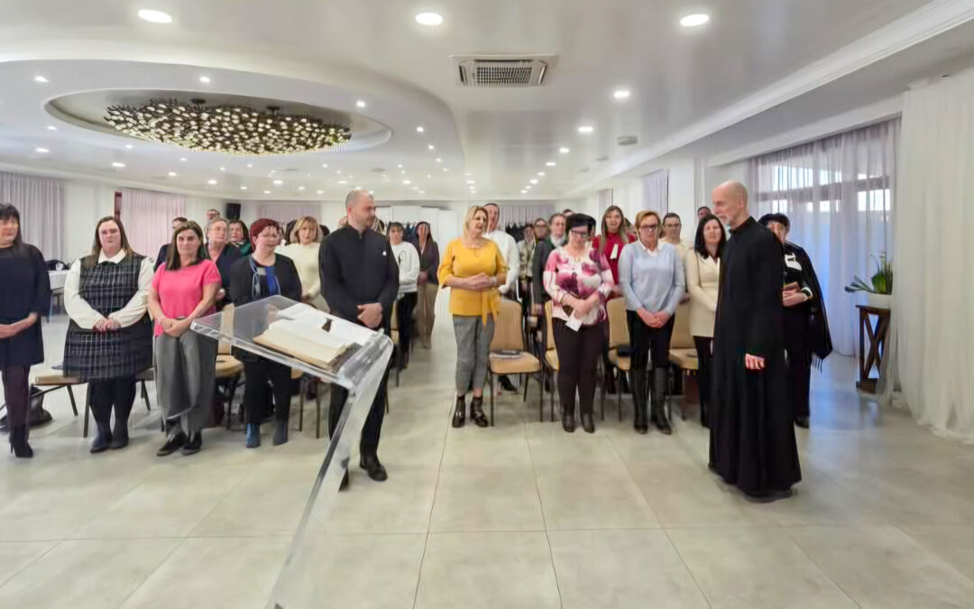 Iránytű a belső békéhez: Vezetői lelkigyakorlat