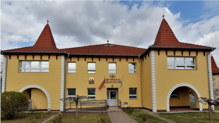 Szent Miklós iskola 2024